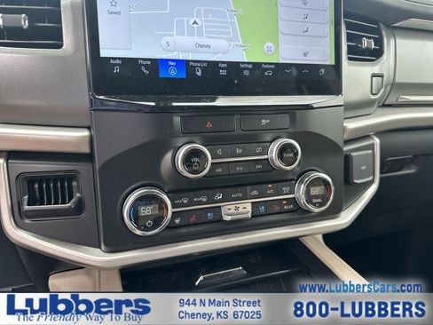 Used 2022 Ford Expedition Max XLT AWD/4WD image 19