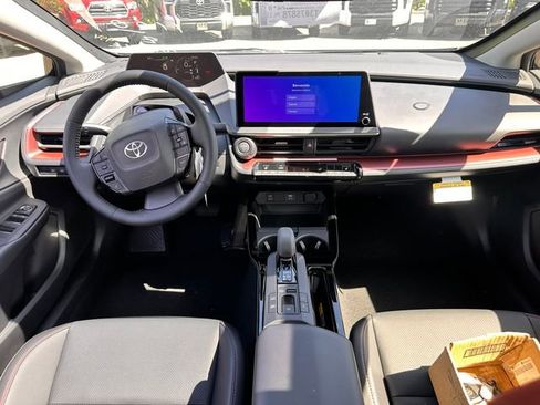 New 2026 Toyota Prius Plug-In Hybrid FWD image 17