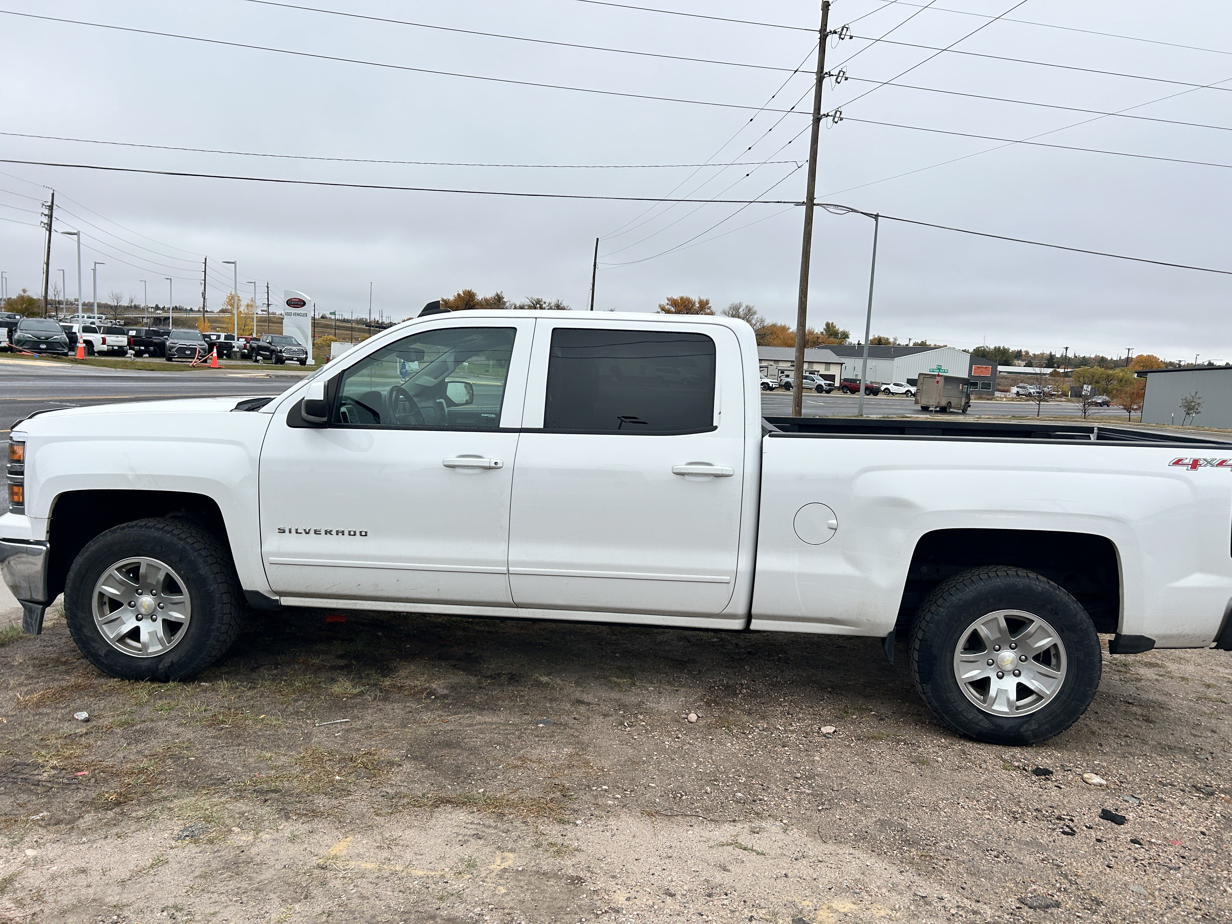 Used 2015 Chevrolet Silverado 1500 LT AWD/4WD image 2