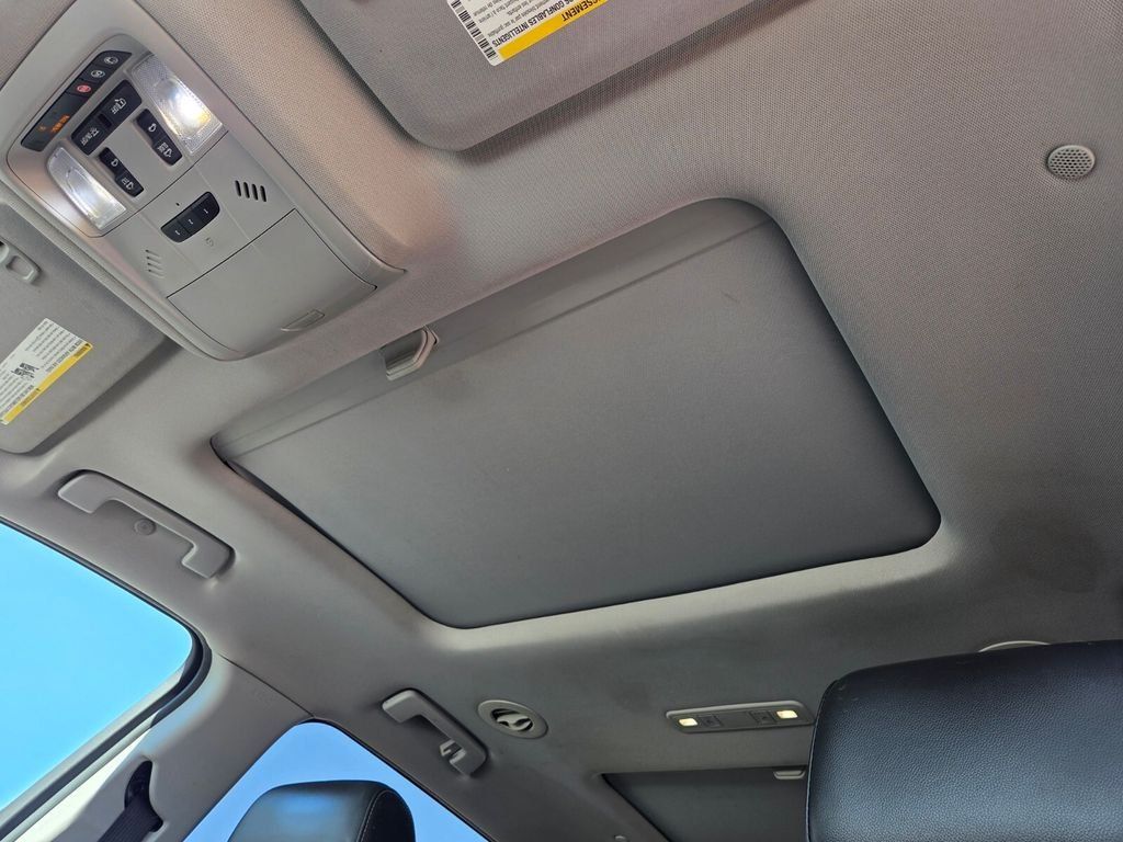 Used 2018 GMC Acadia SLT FWD image 14