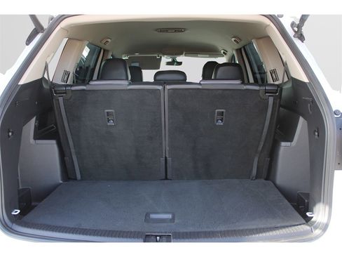 Used 2021 Volkswagen Atlas SE image 28