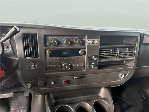 Used 2014 Chevrolet Express 1500 image 9