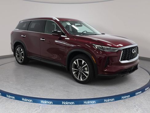 Certified 2023 INFINITI QX60 Luxe w/ Performance Audio Package AWD/4WD image 3