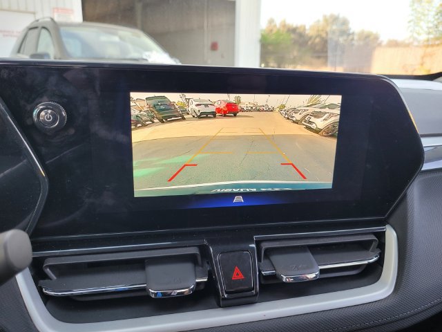 Used 2024 Chevrolet TrailBlazer LT FWD image 18