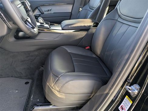 New 2026 Land Rover Range Rover Sport SE image 12