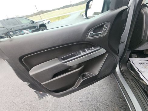 Used 2019 Chevrolet Colorado LT w/ LT Convenience Package image 13