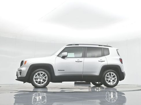 Used 2019 Jeep Renegade Latitude image 53