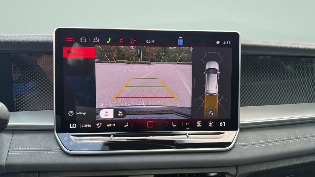 New 2026 Volkswagen Tiguan SE R-Line FWD image 13