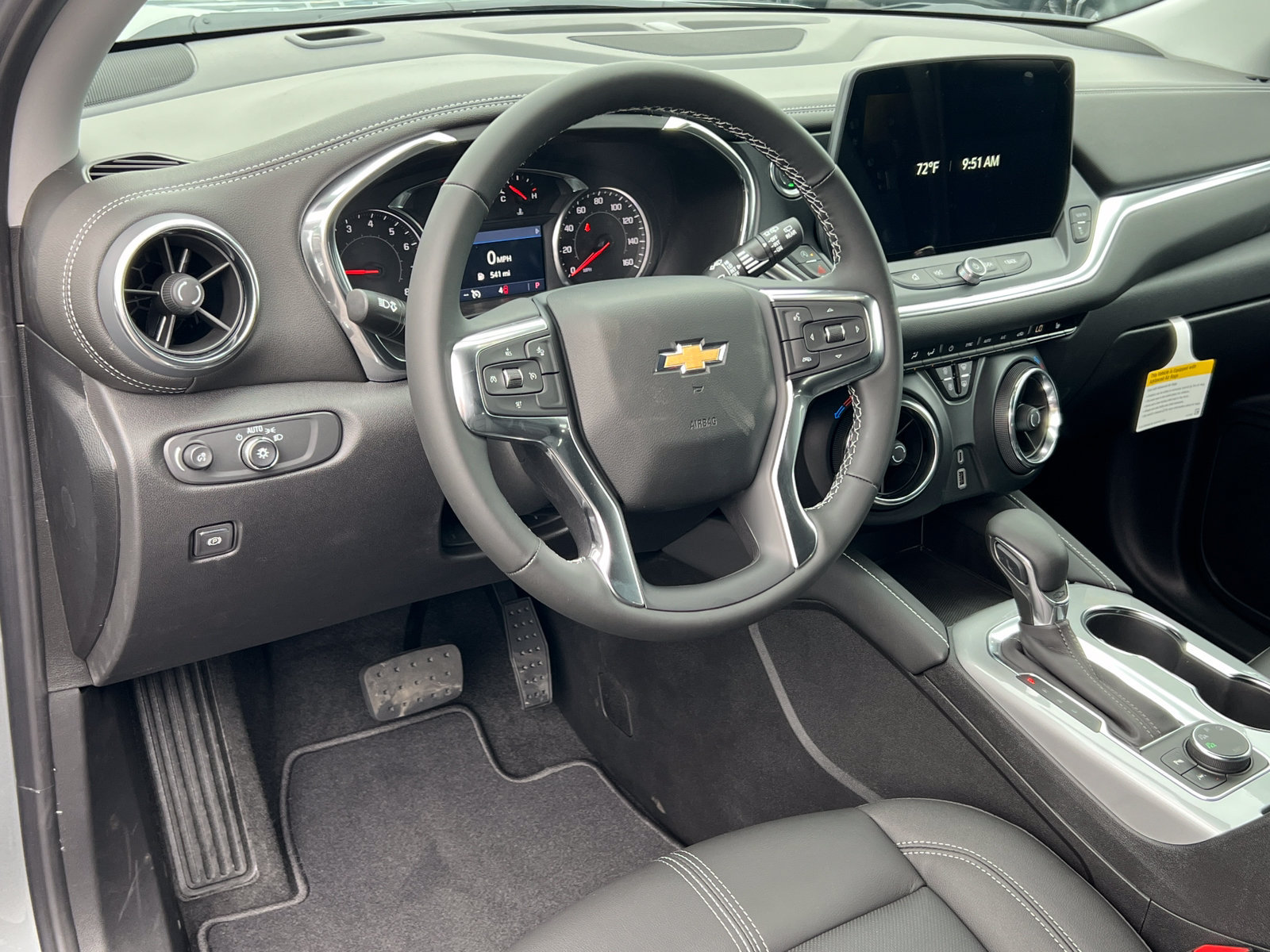 New 2026 Chevrolet Blazer LT w/ Midnight/Sport Edition AWD/4WD image 14