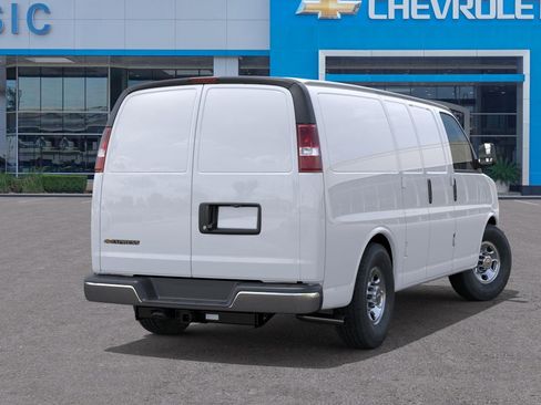 New 2026 Chevrolet Express 2500 w/ Driver Convenience Package RWD image 4