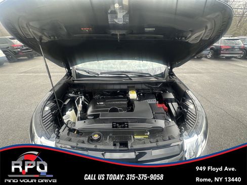 Used 2022 Nissan Pathfinder Platinum w/ Cargo Package AWD/4WD image 34