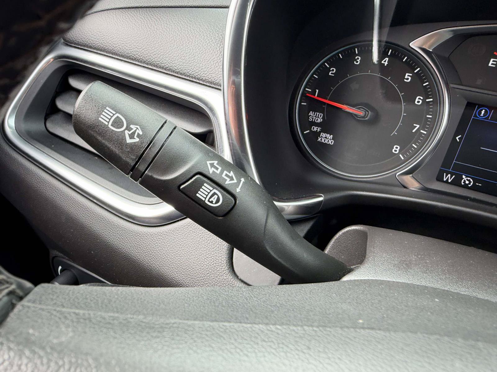 Certified 2024 Chevrolet Equinox LT FWD image 51