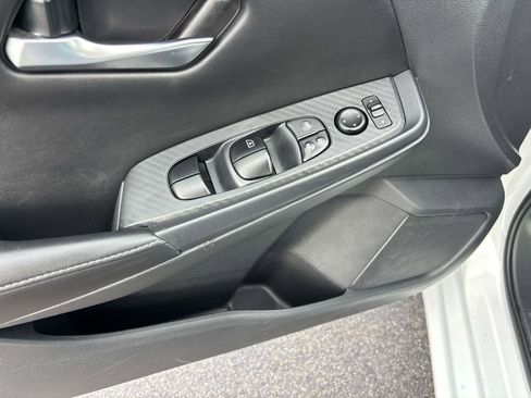 Used 2022 Nissan Sentra SV image 16