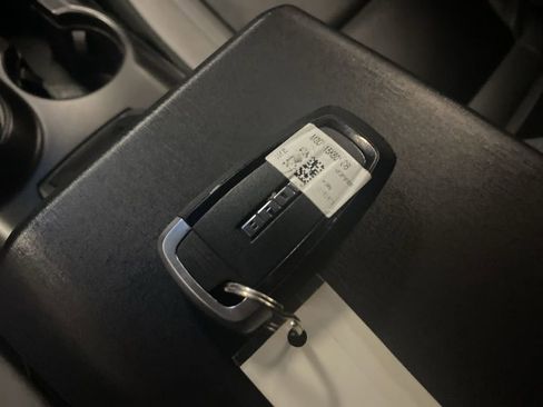 Used 2022 Ford Bronco Black Diamond AWD/4WD image 35