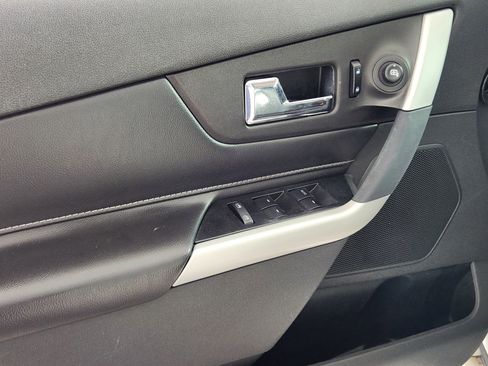 Used 2013 Ford Edge Sport w/ Driver Entry Pkg image 15