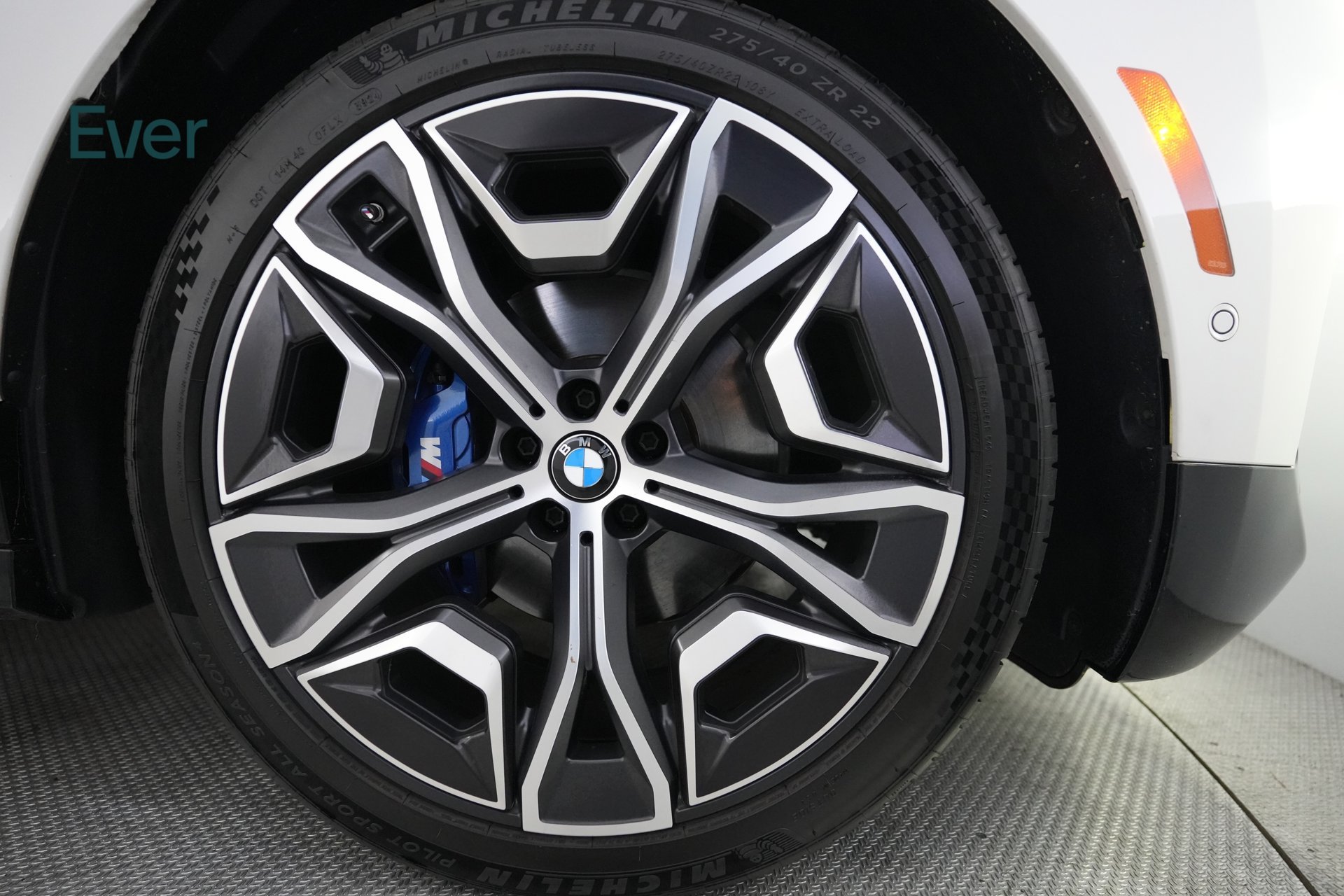 Used 2023 BMW iX M60 AWD/4WD image 19