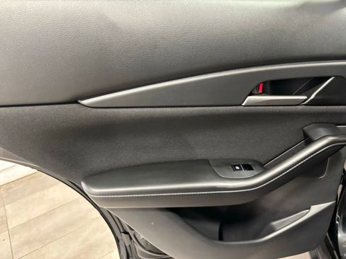 Certified 2025 MAZDA CX-30 AWD 2.5 S image 17