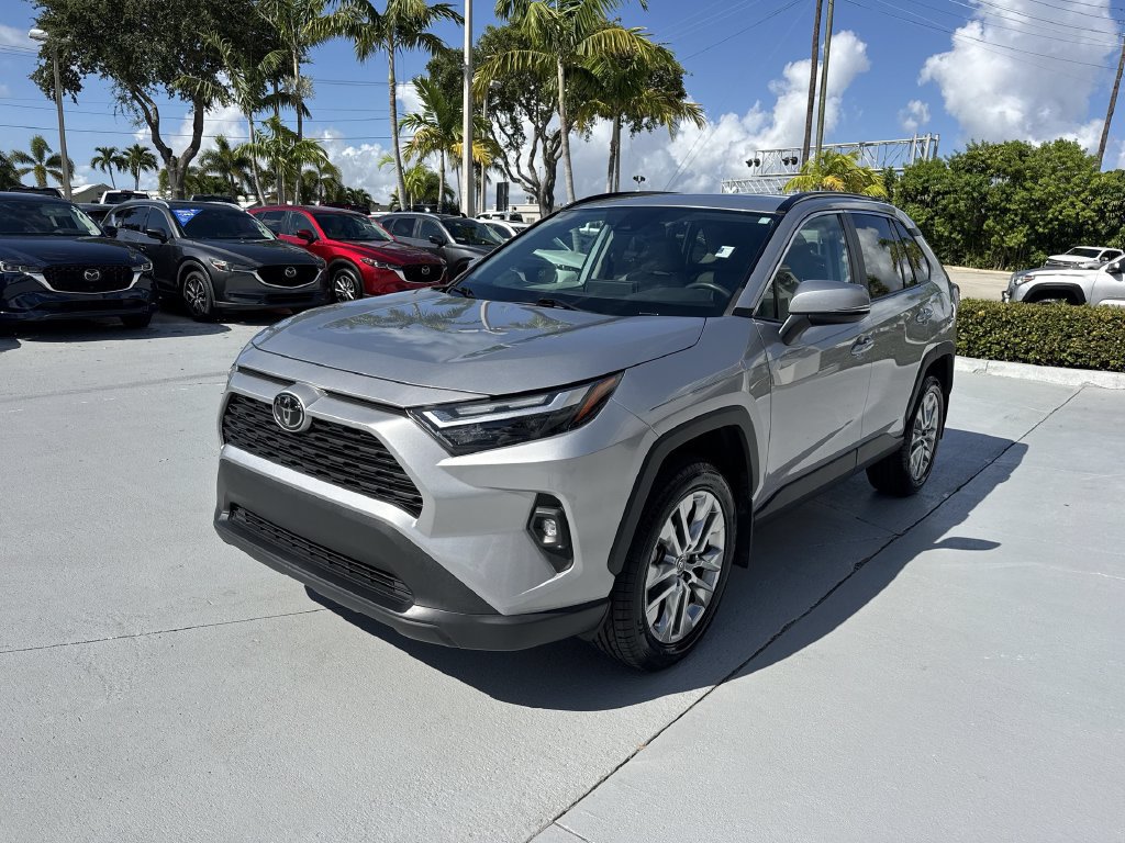 Used 2024 Toyota RAV4 XLE Premium FWD image 9
