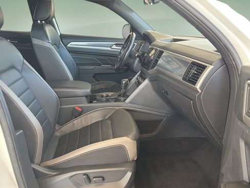 Used 2020 Volkswagen Atlas Cross Sport SEL Premium R-Line AWD/4WD image 11