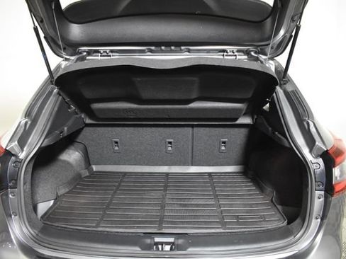 Used 2022 Nissan Rogue Sport SV AWD/4WD image 31