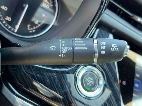 Used 2023 Cadillac XT6 Premium Luxury AWD/4WD image 27