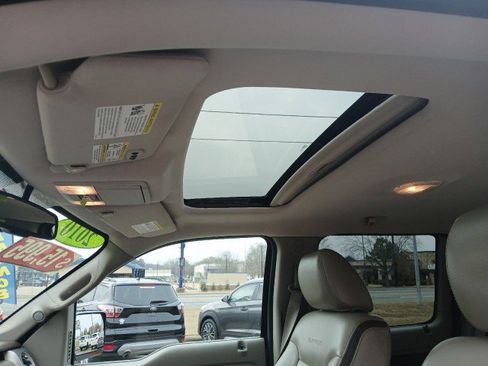 Used 2010 Ford F150 Platinum image 15