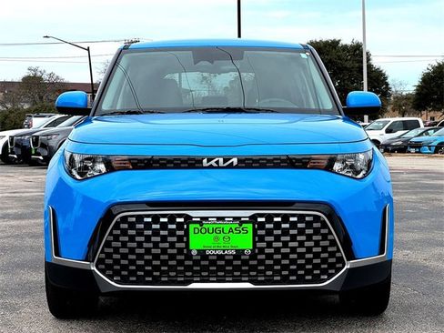Used 2025 Kia Soul EX image 3