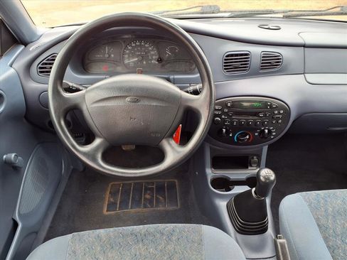 Used 1999 Ford Escort LX image 10