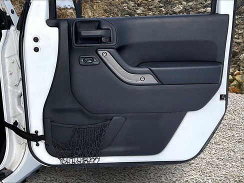 Used 2016 Jeep Wrangler Unlimited Sport w/ Quick Order Package 24S image 19