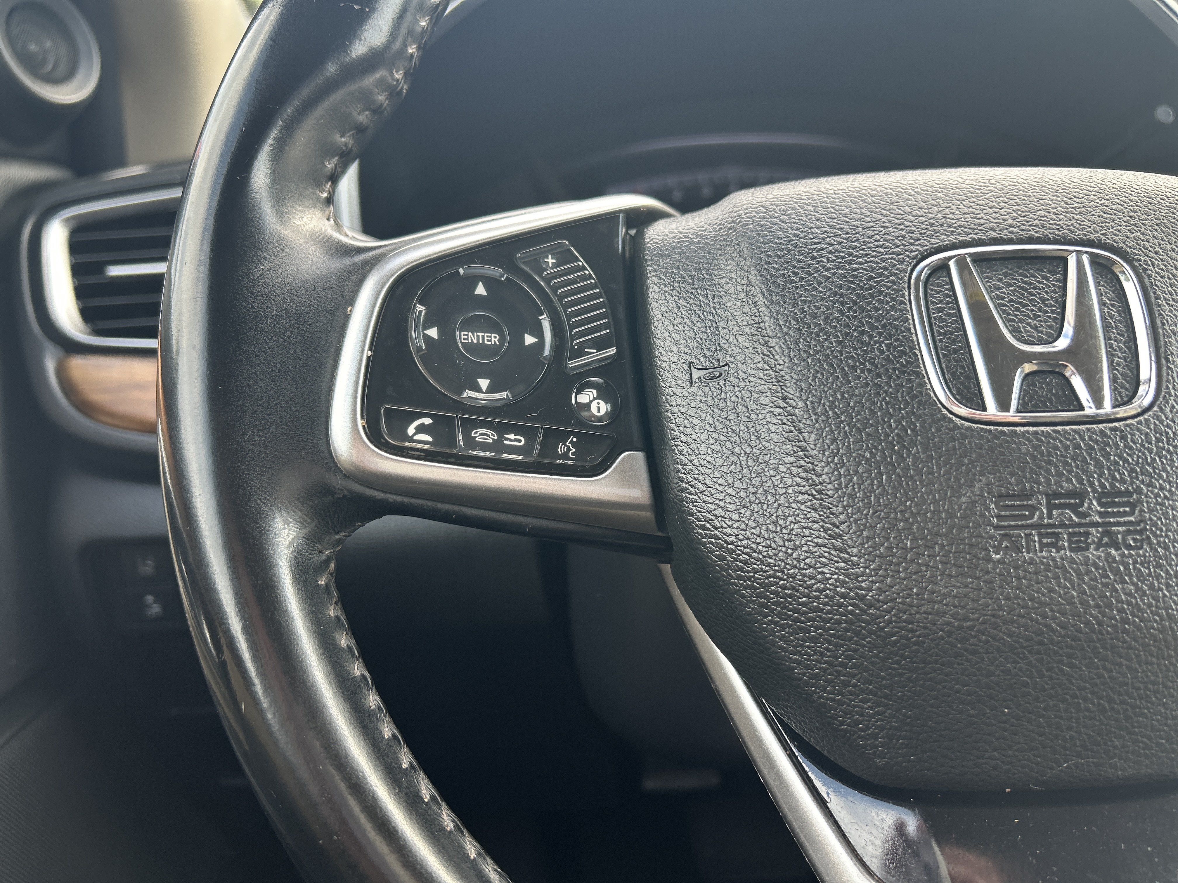 Used 2018 Honda CR-V Touring image 19