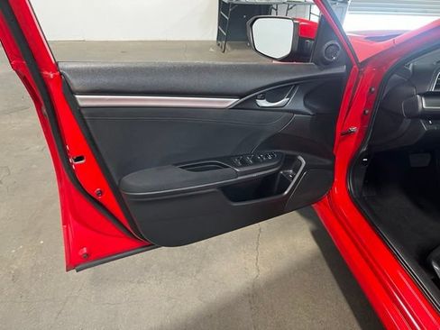 Used 2018 Honda Civic EX image 25