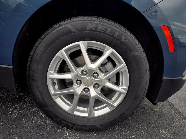 Used 2024 Chevrolet Equinox LS w/ LS Convenience Package FWD image 11