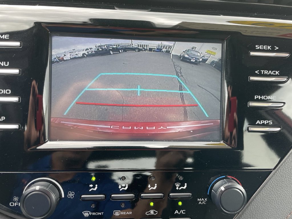Used 2019 Toyota Camry LE FWD image 20