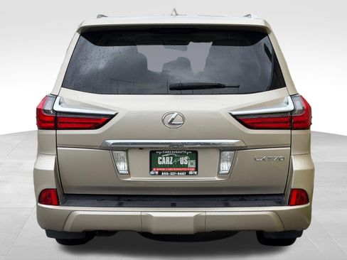 Used 2017 Lexus LX 570 4WD w/ Luxury Package image 8