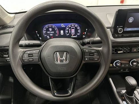 Used 2023 Honda Accord EX image 18