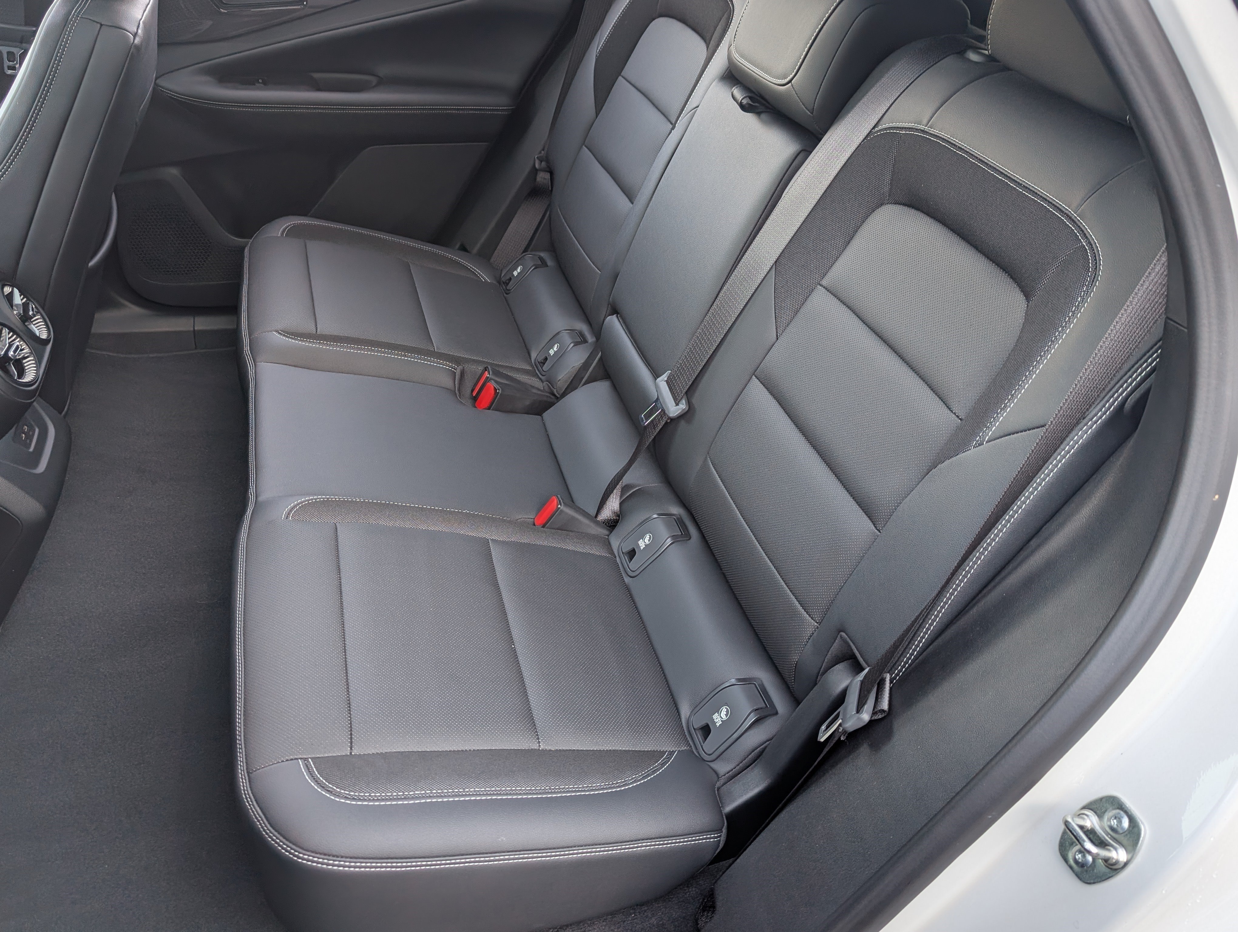 Used 2024 Chevrolet Blazer EV LT AWD/4WD image 18