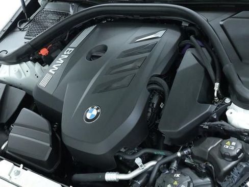 Used 2025 BMW 330i Sedan w/ M Sport Package RWD image 11
