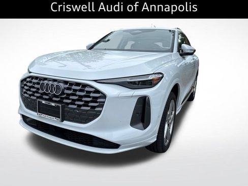 Certified 2025 Audi Q5 Premium Plus w/ Premium Plus AWD/4WD image 3