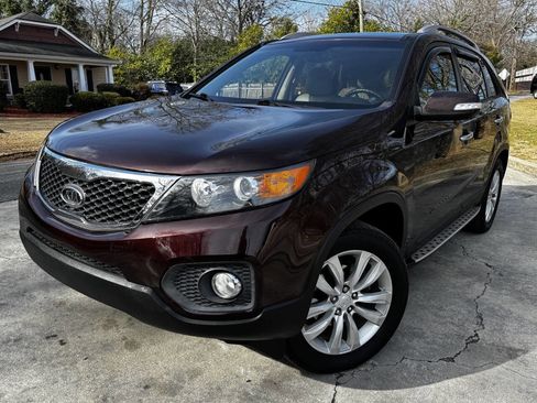 Used 2011 Kia Sorento EX w/ Premium Pkg image 3