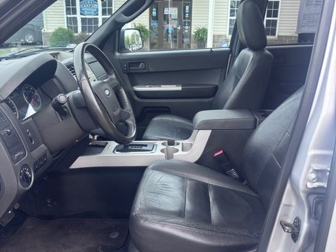 Used 2012 Ford Escape XLT FWD image 9