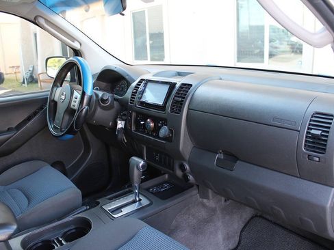 Used 2005 Nissan Frontier NISMO w/ (J01) Sunroof Pkg RWD image 32