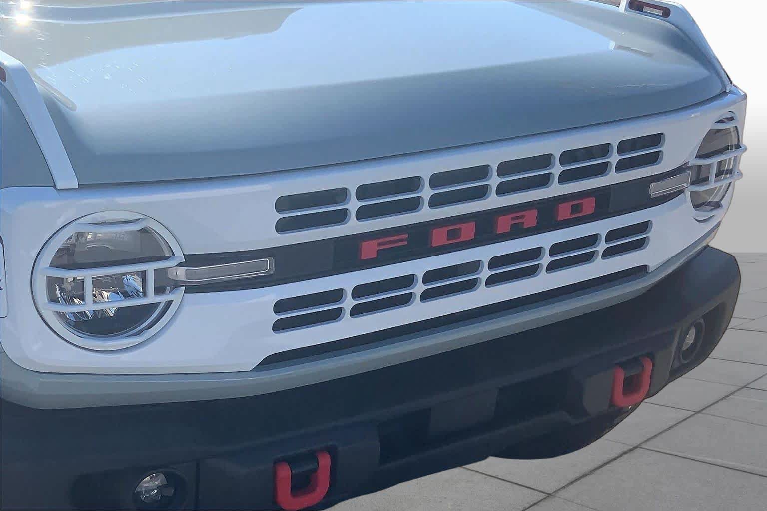 Used 2024 Ford Bronco Heritage Edition AWD/4WD image 28