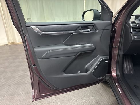 New 2026 GMC Acadia Elevation w/ LPO, Floor Liner Package image 23