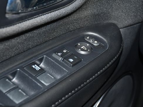Used 2020 Honda HR-V Sport image 32