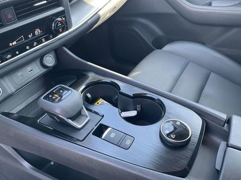 Certified 2023 Nissan Rogue SV w/ SV Premium B Package image 27