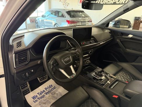 Used 2021 Audi SQ5 Prestige w/ Prestige Package image 19