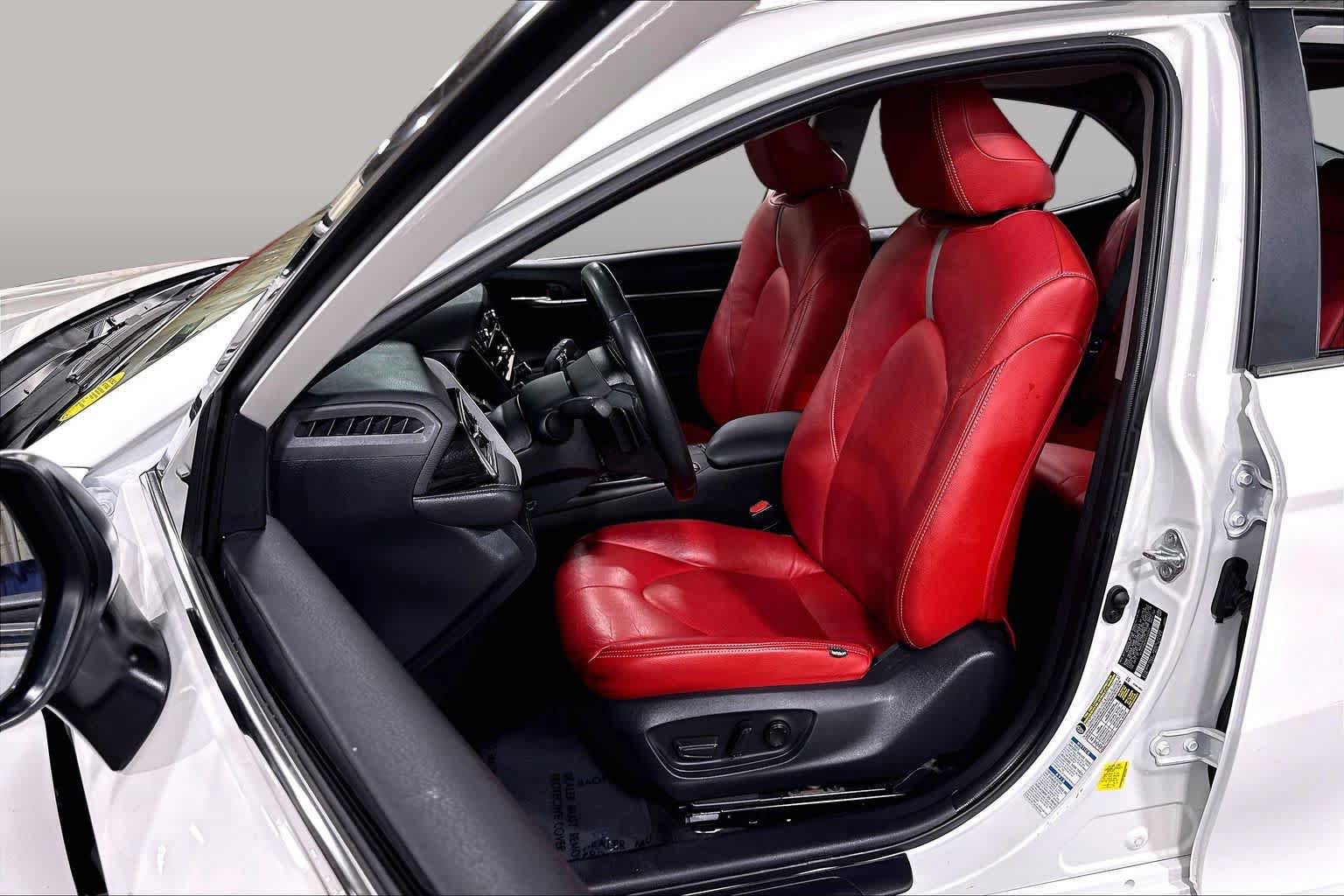 Used 2024 Toyota Camry SE w/ Cold Weather Package AWD/4WD image 8