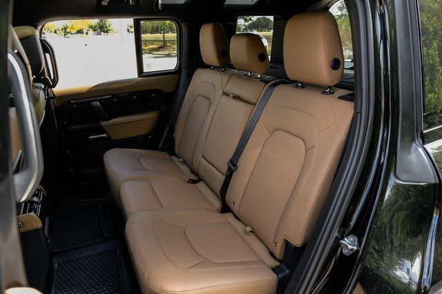 New 2026 Land Rover Defender 110 X-Dynamic SE AWD/4WD image 53