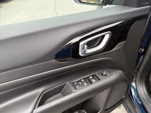 New 2026 Jeep Compass Latitude AWD/4WD image 9