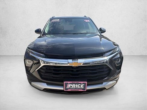 Used 2026 Chevrolet TrailBlazer LT FWD image 8